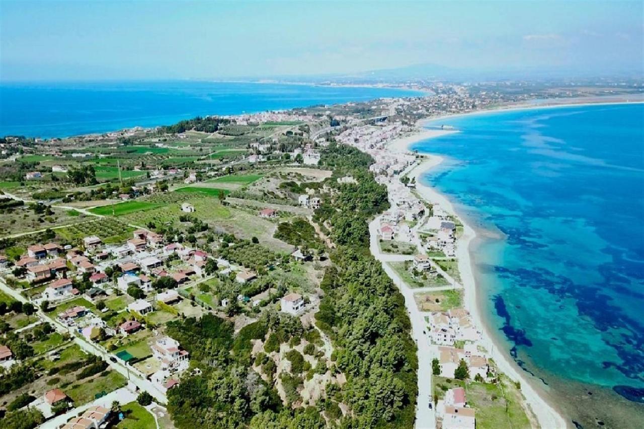 Villa Irina, Nea Potidea Kassandra Beach Exterior photo